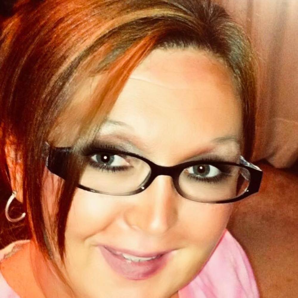 Meet your Posher, Deborah debi